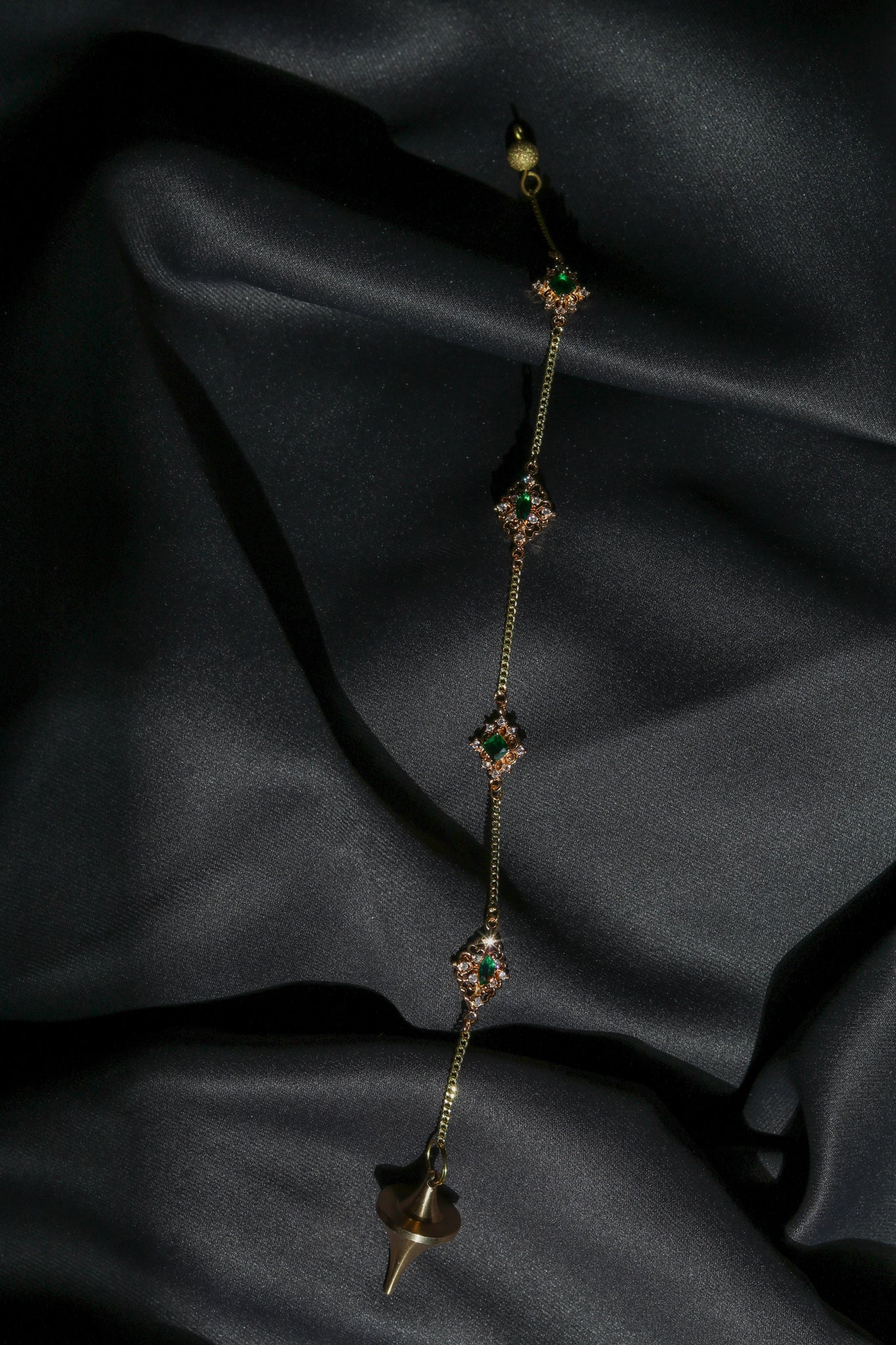 Golden Jewel Pendulum
