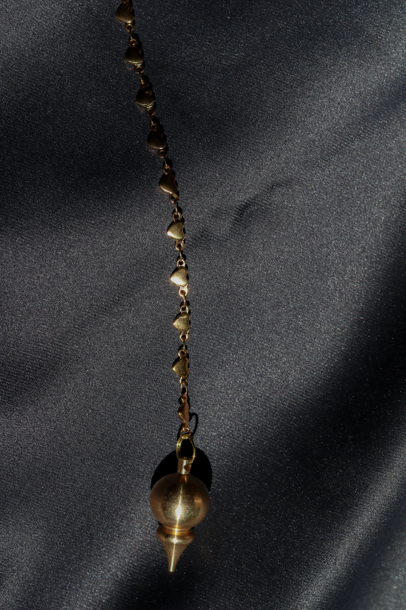 Golden Hearts Pendulum