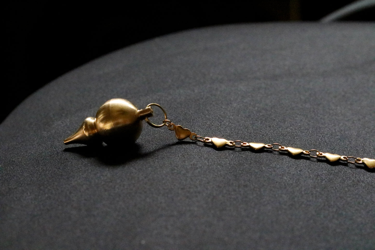 Golden Hearts Pendulum