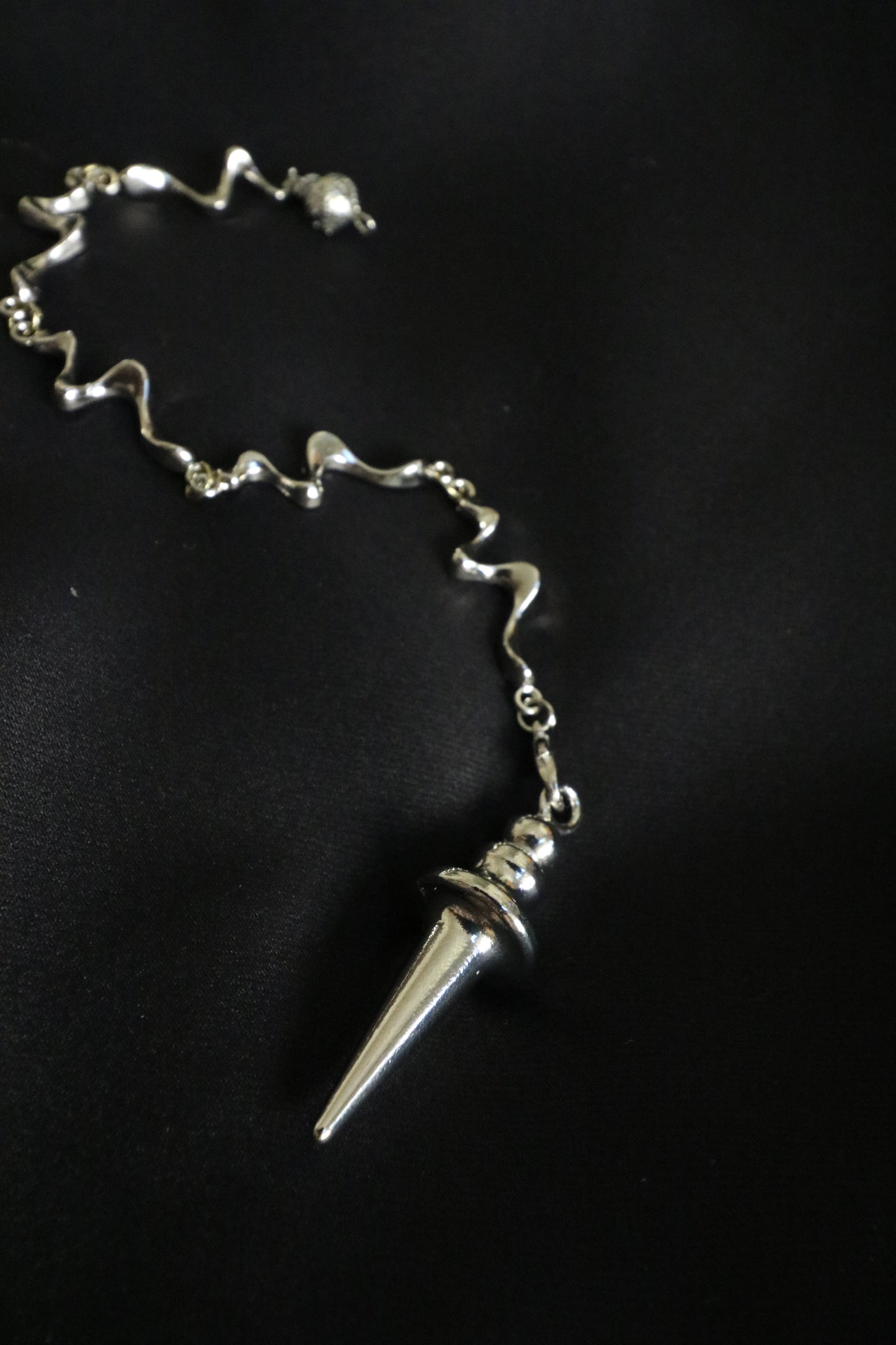 Silver Swirl Pendulum